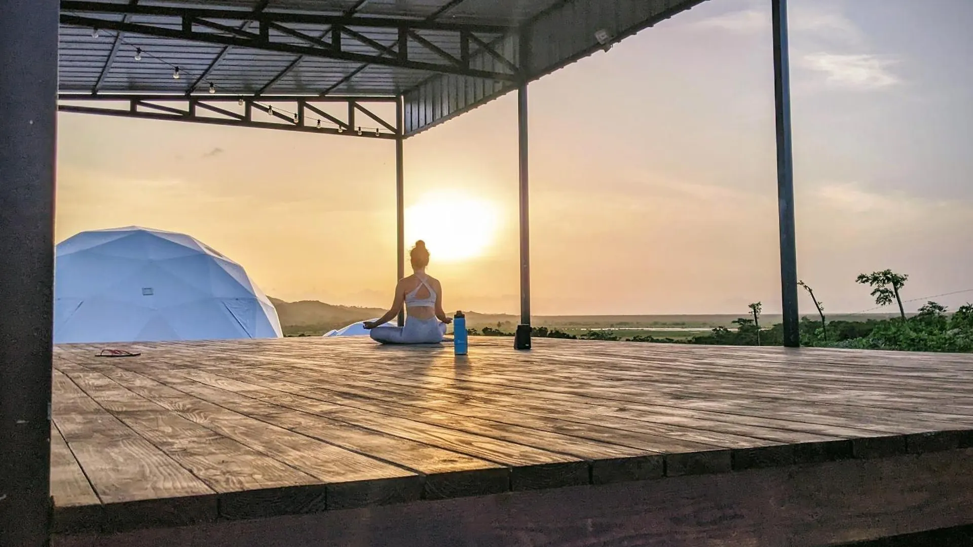 Campo de lujo Hotel Domescape Glamping El Cedro